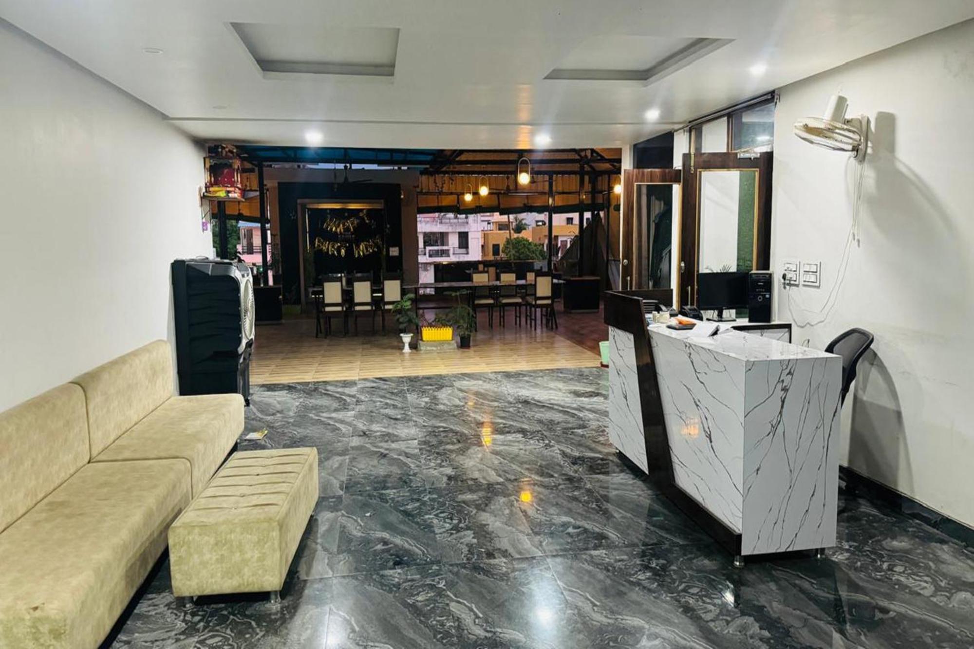 Hotel Eagle Inn Udaipur Exterior foto